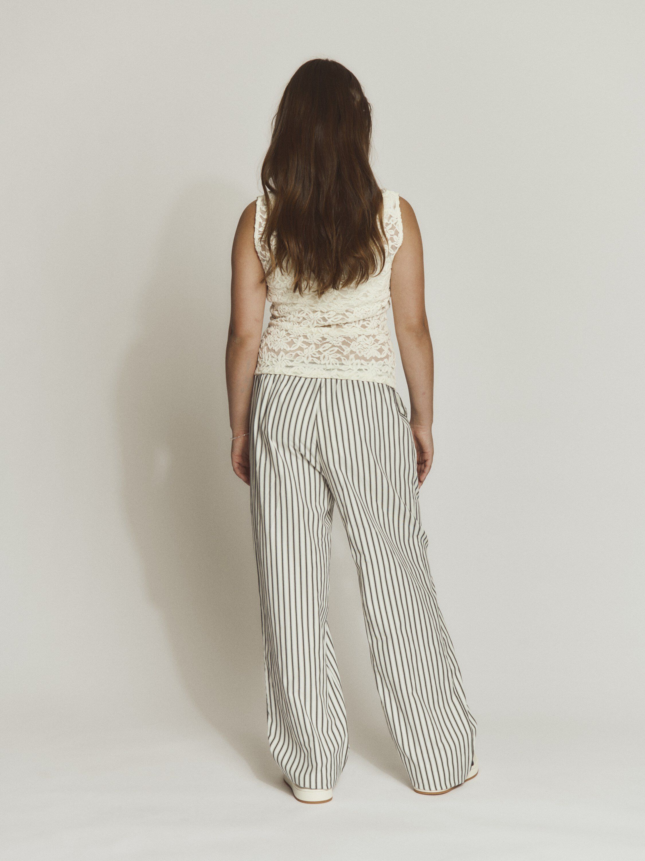 RKDelicia Lace SL Boatneck Top