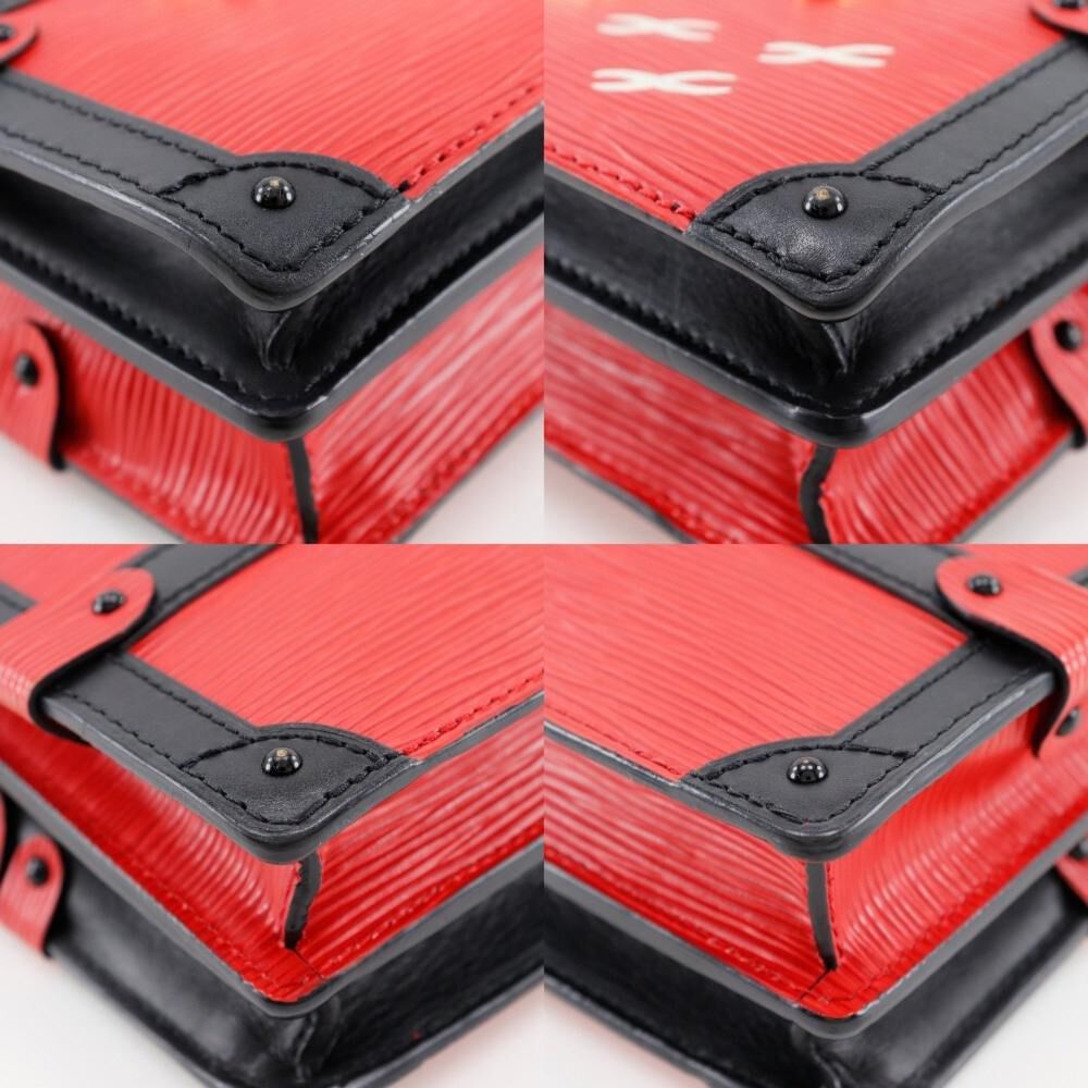 Louis Vuitton Shoulder Bags