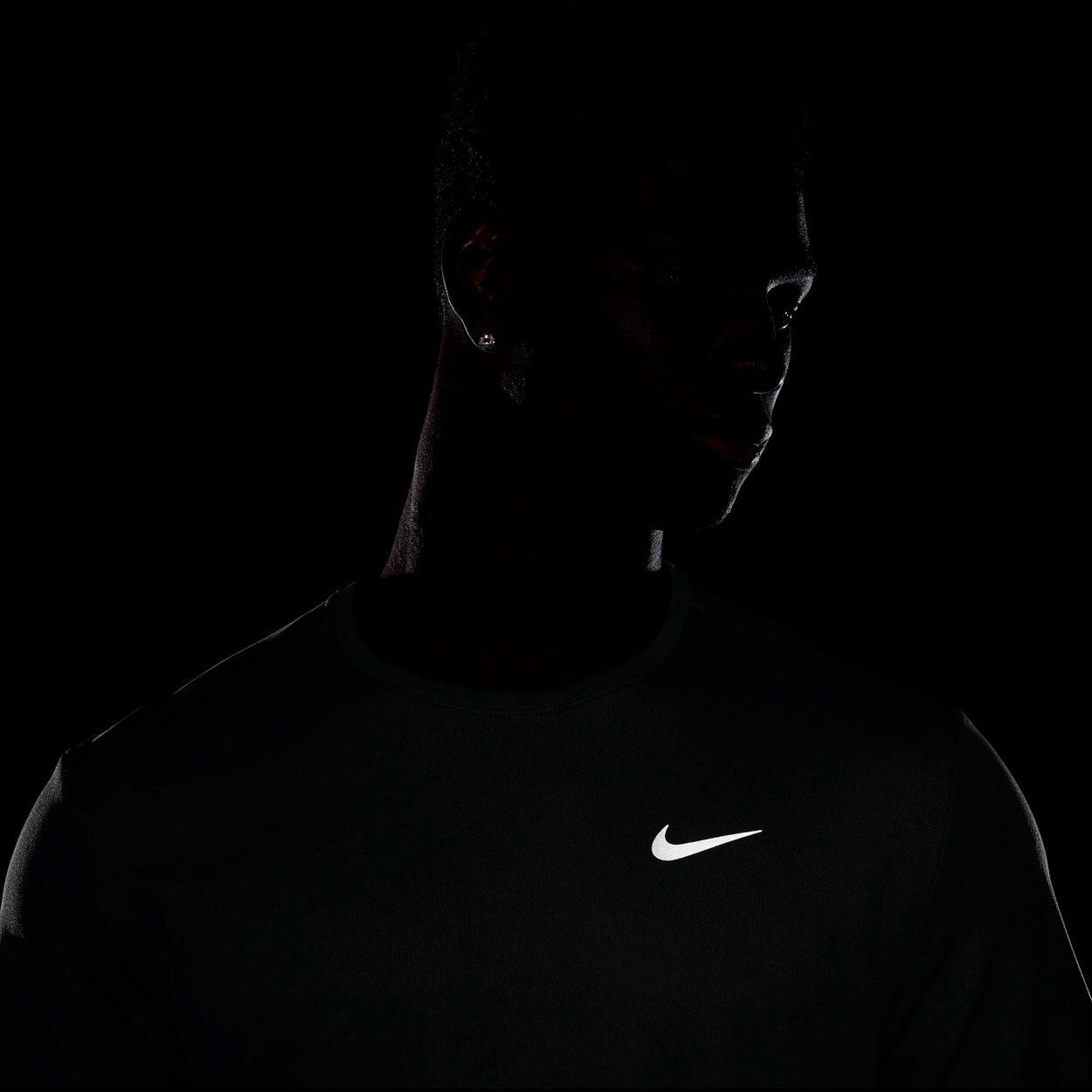 Dri-FIT UV Miler L&oslash;be T-shirt