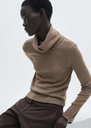 Ribbed turtleneck t-shirt