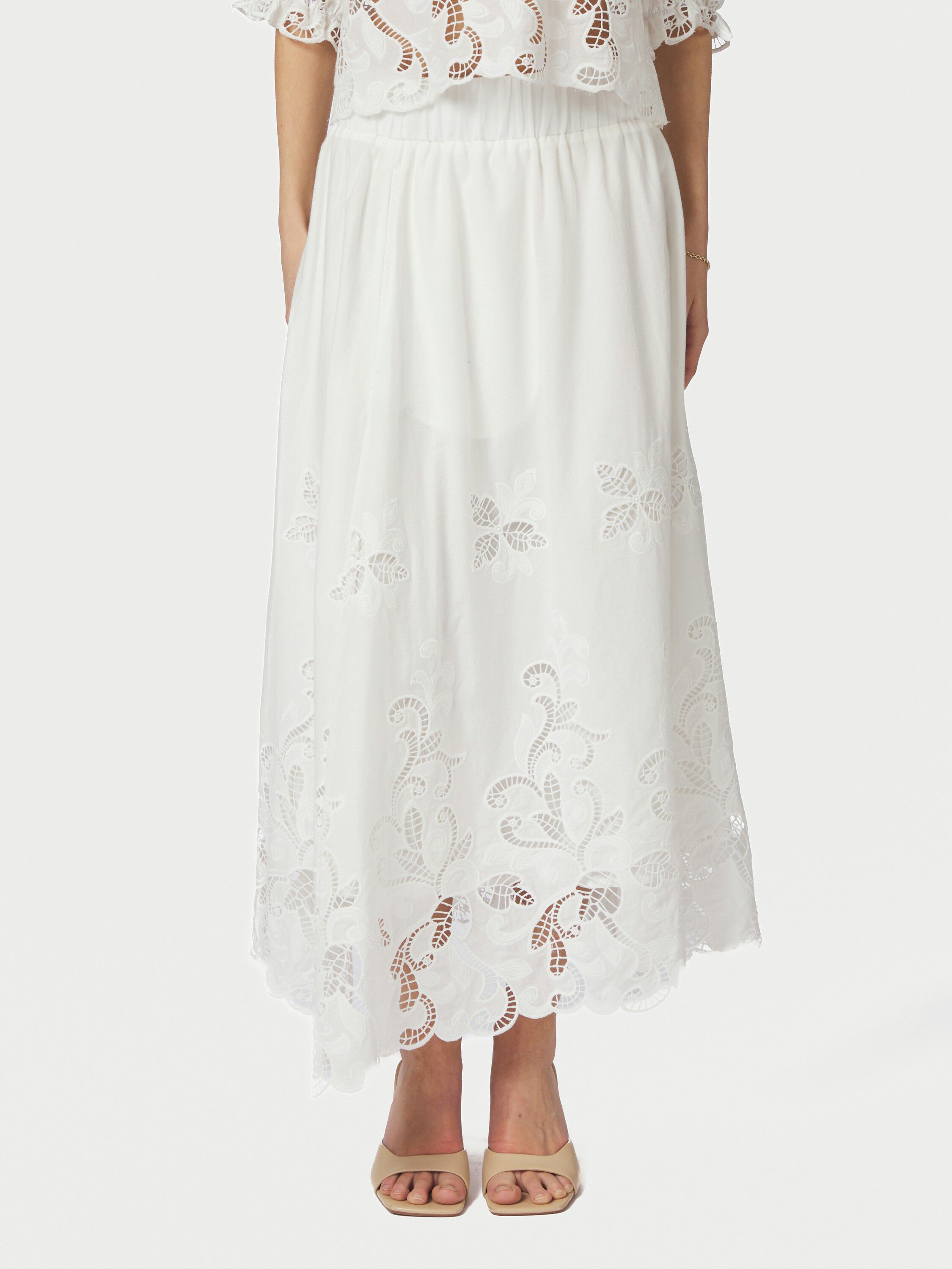 Yara Long Emb Skirt
