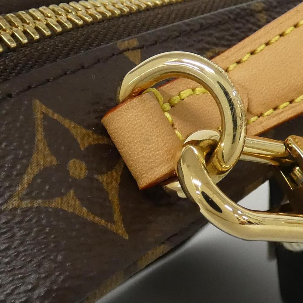 Louis Vuitton Shoulder Bags