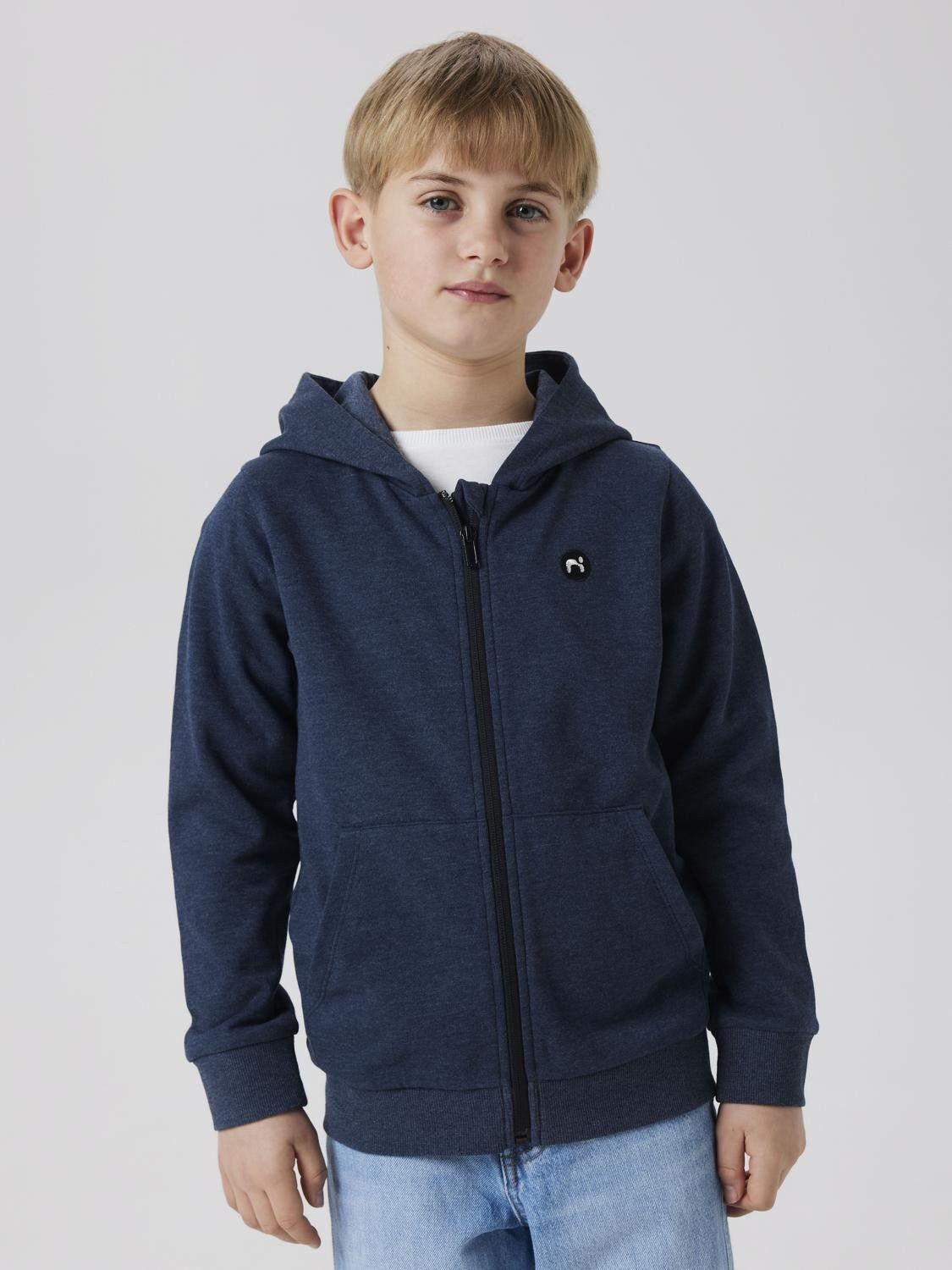 NKMVIMO LS SWEAT CARD BRU NOOS