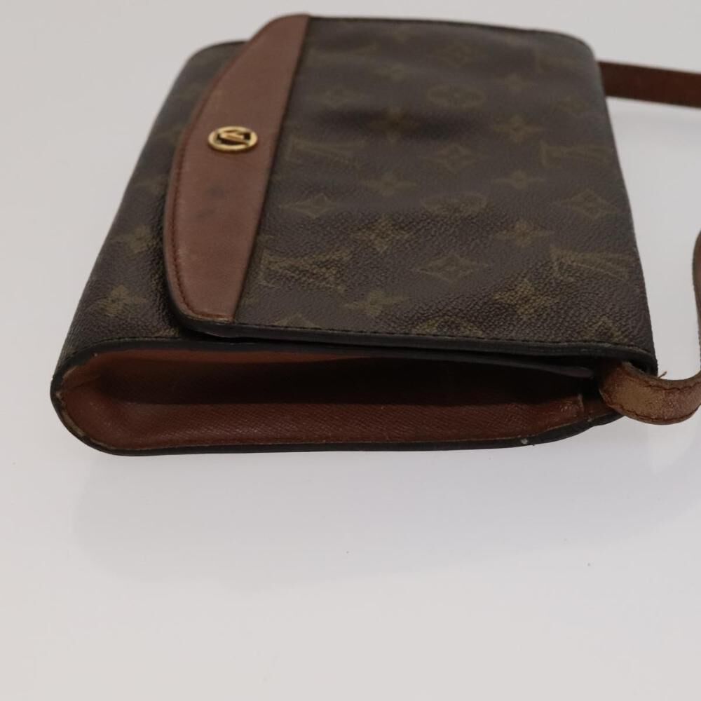 Louis Vuitton Shoulder Bags