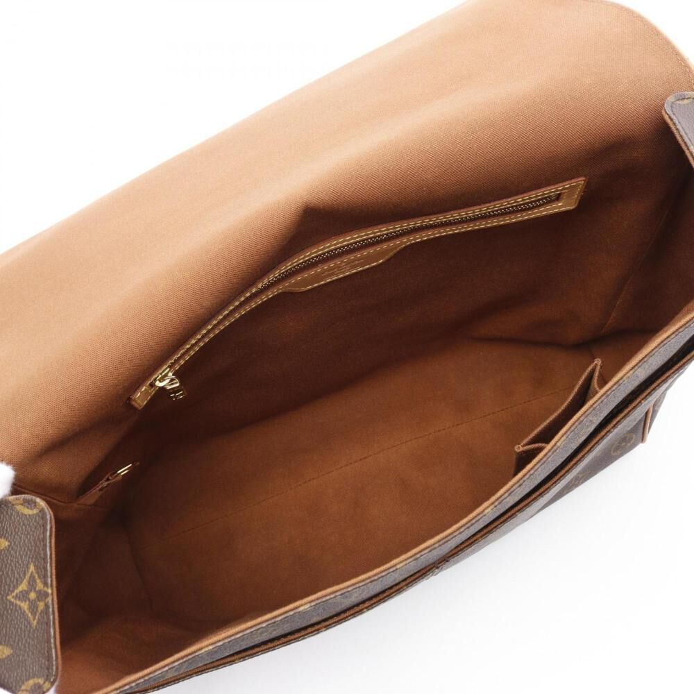 Louis Vuitton Shoulder Bags