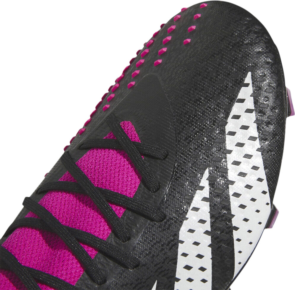 Predator Accuracy. 1 FG fodboldst&oslash;vler