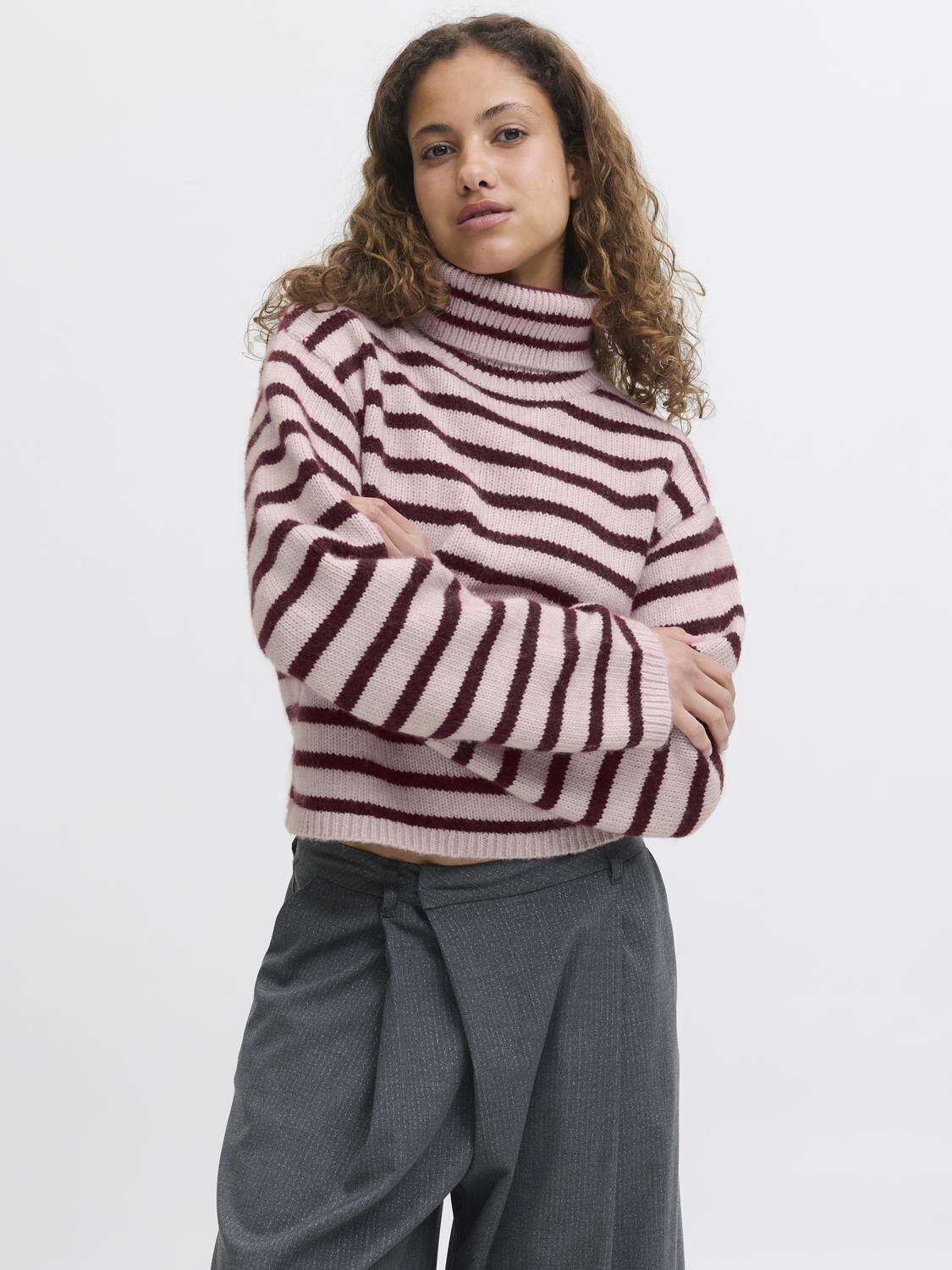 JXROSANNA ROLL NECK KNIT