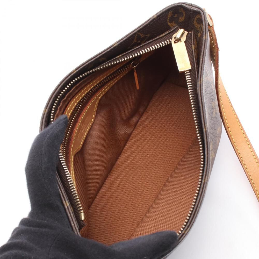 Louis Vuitton Shoulder Bags