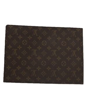 Louis Vuitton Clutch