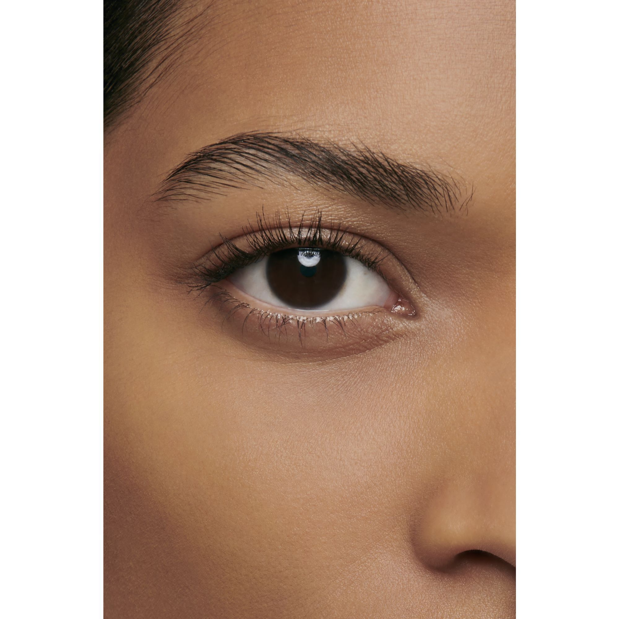 ULTRAWEAR  ALL-DAY COMFORT  FLAWLESS FINISH CONCEALER