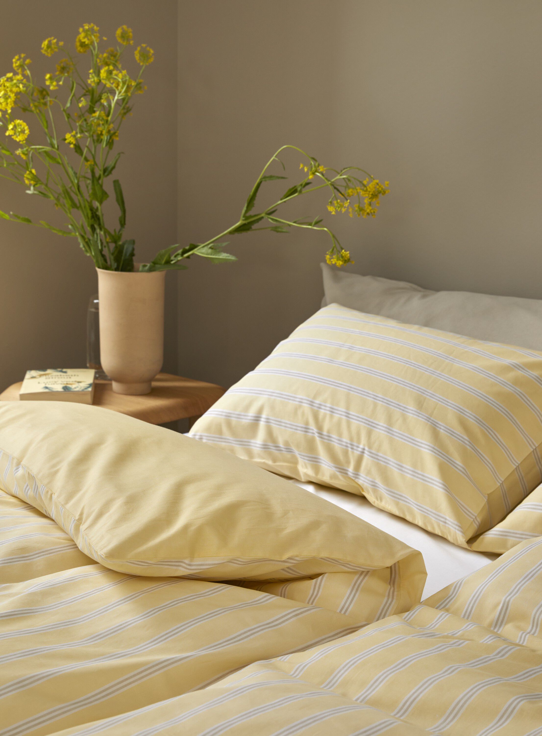 Ylva senges&aelig;t gul