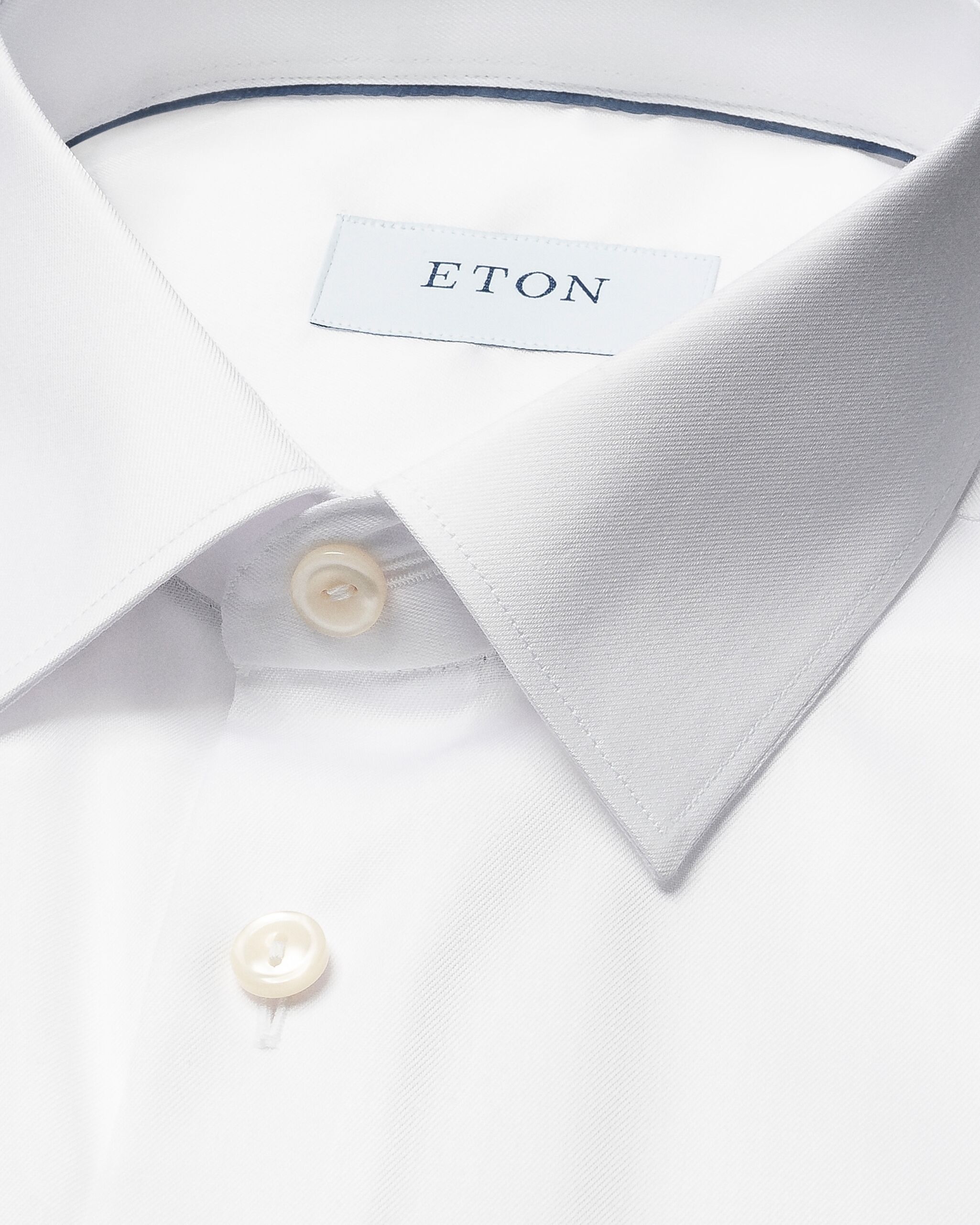 Super Slim Fit White Signature Twill Shirt