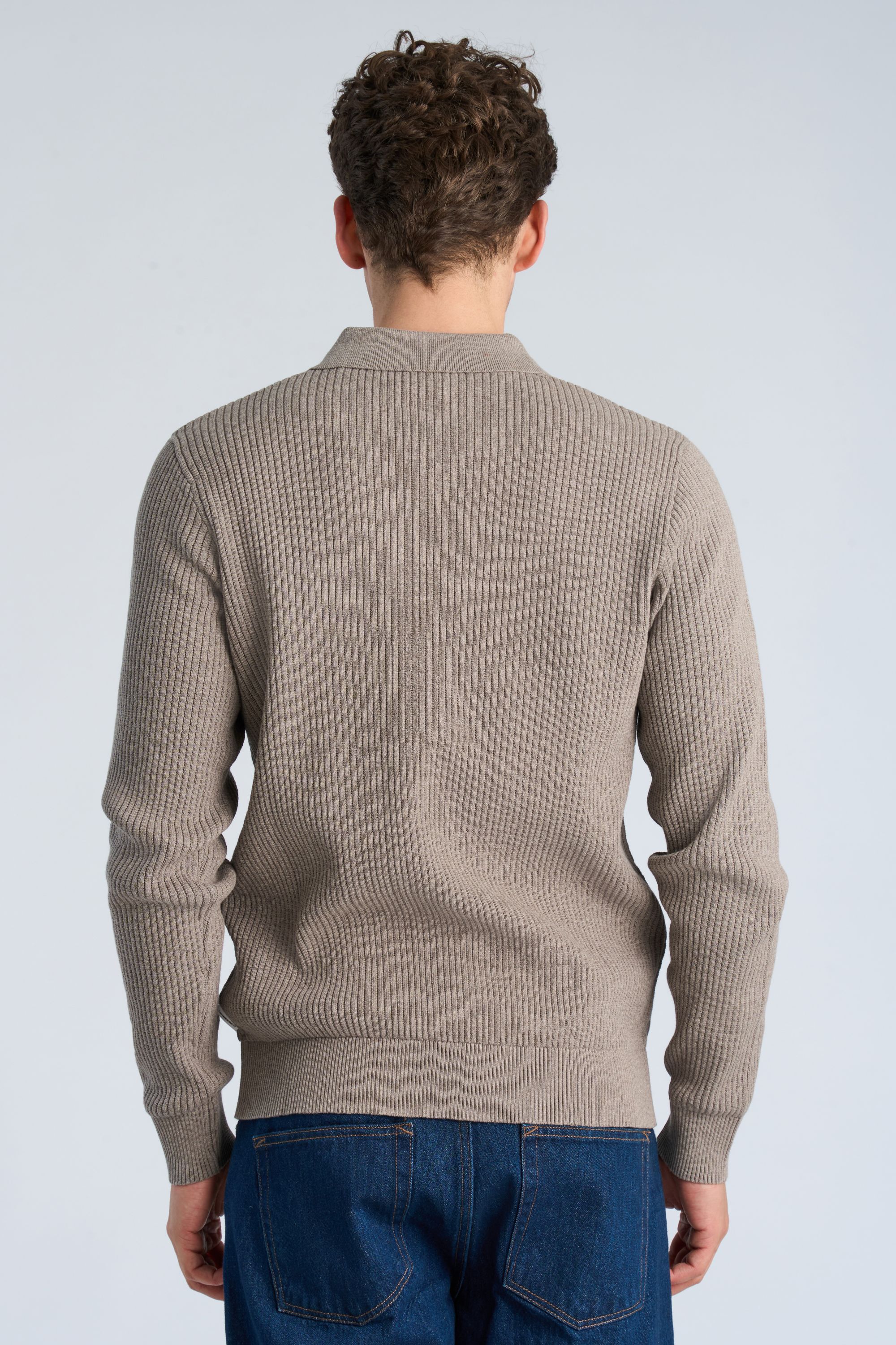 Ribbed L/S v-neck polo