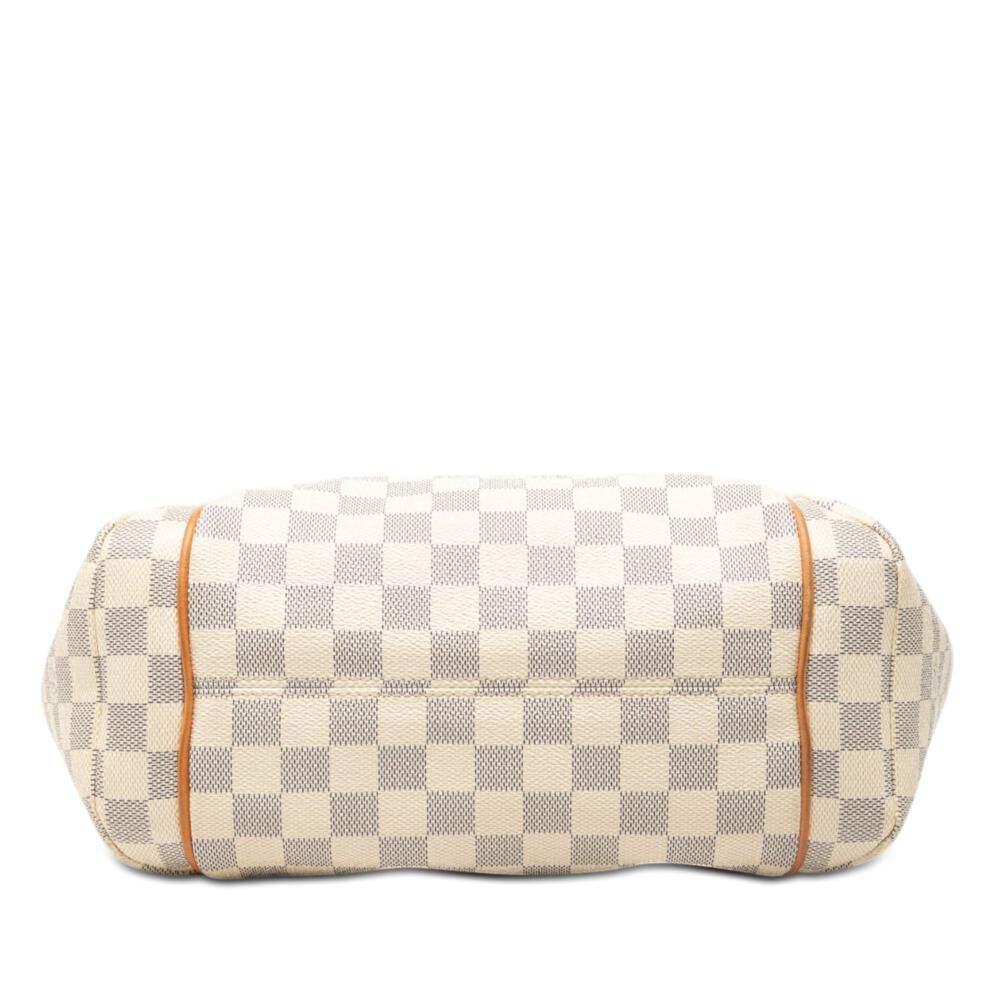 Louis Vuitton Totally