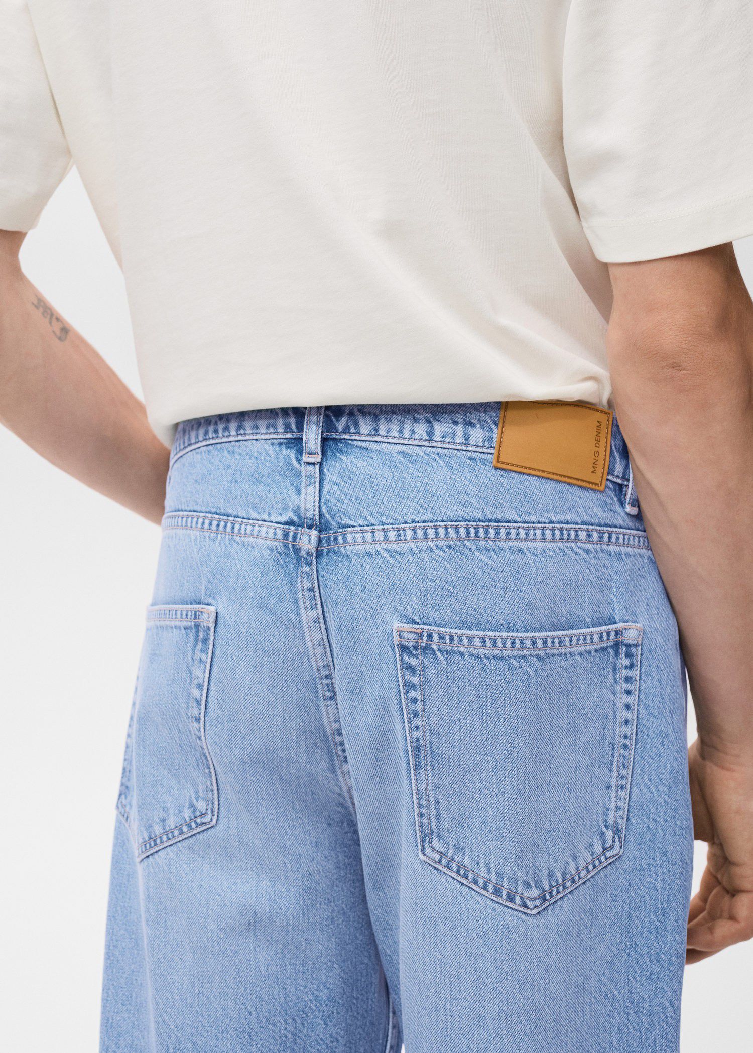 Lori tapered-fit jeans