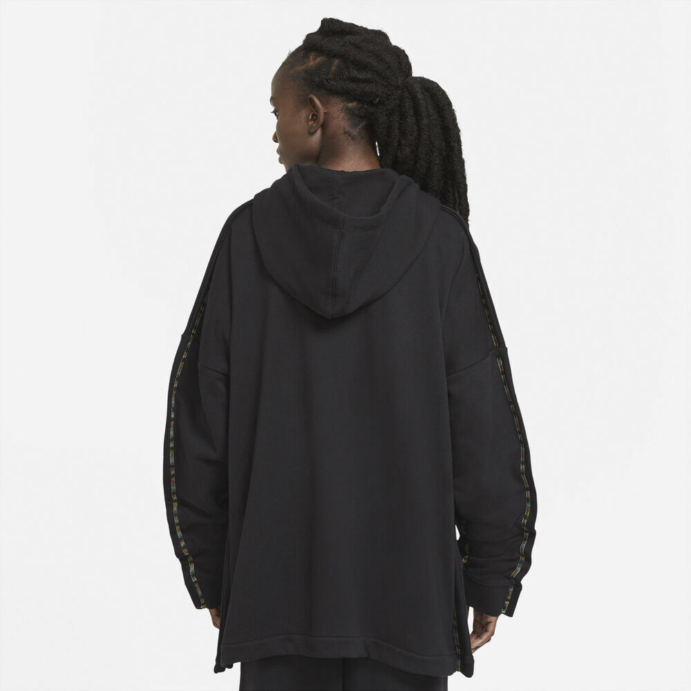 Sportswear h&aelig;ttetr&oslash;je