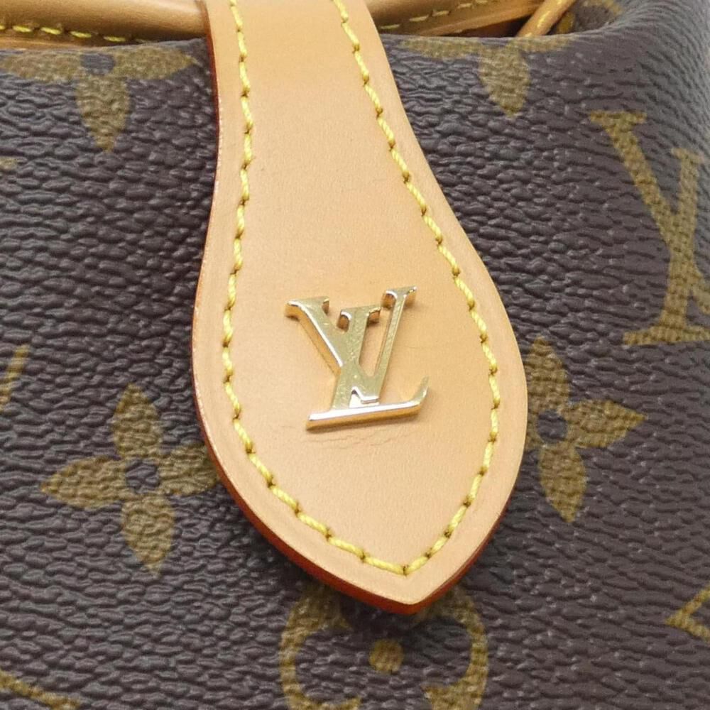 Louis Vuitton Shoulder Bags