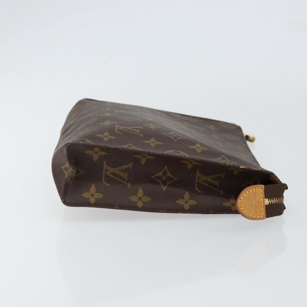Louis Vuitton Poche Toilette