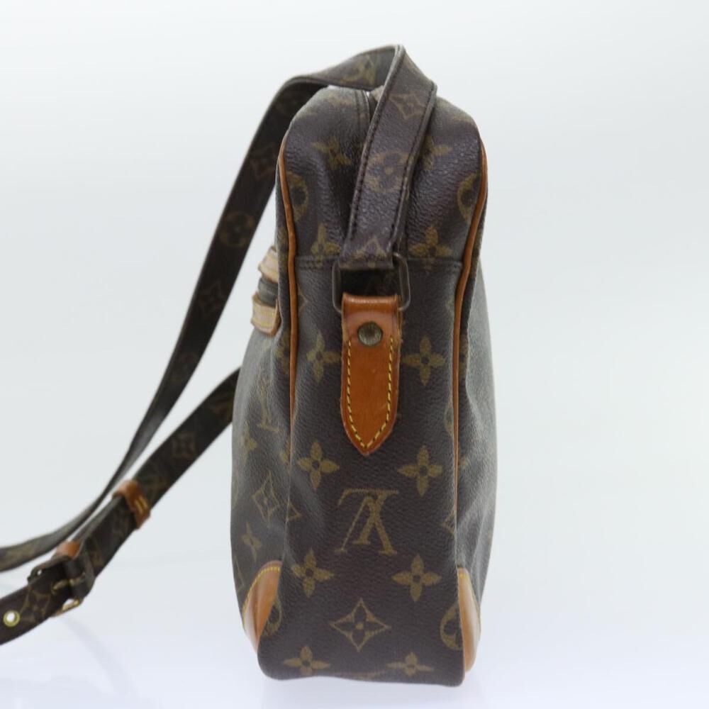 Louis Vuitton Shoulder Bags