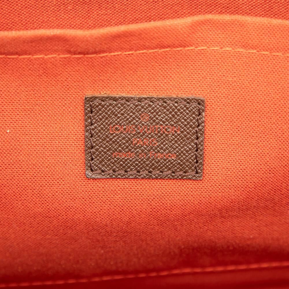 Louis Vuitton Shoulder Bags