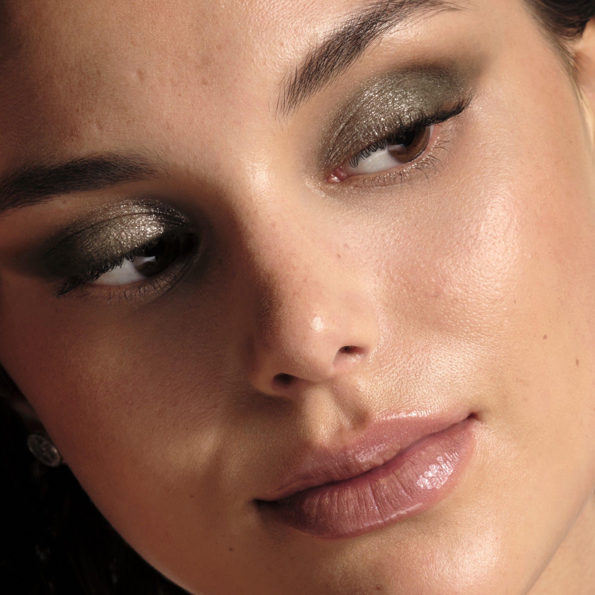 Eye Tint Liquid Eyeshadow