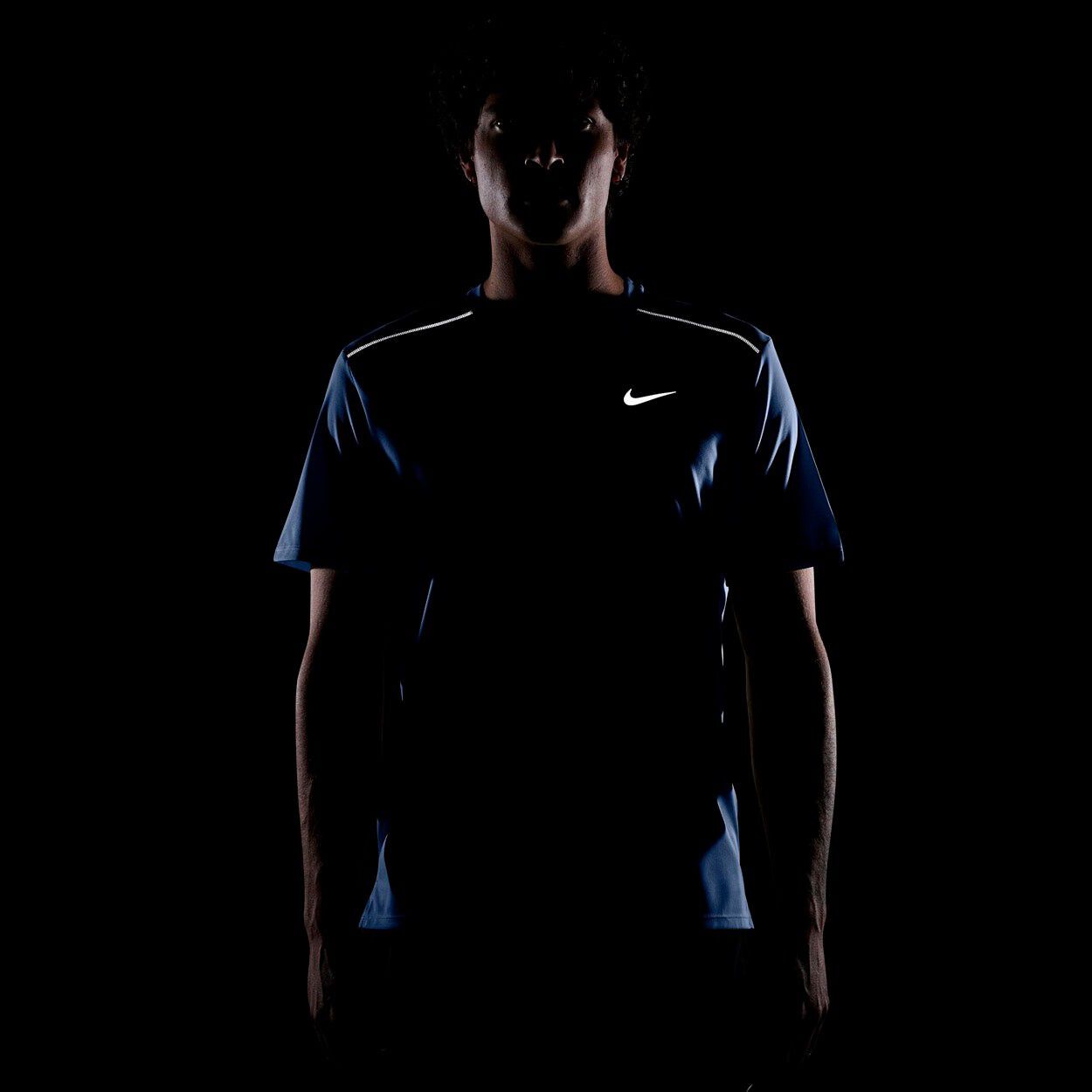 Miler Dri-Fit UV L&oslash;be T-shirt
