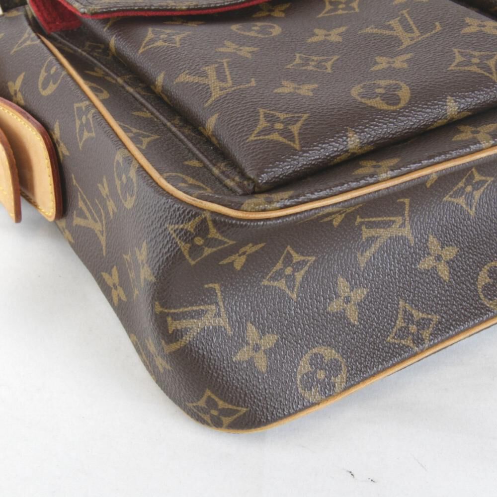 Louis Vuitton Shoulder Bags
