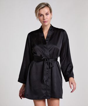 Satin kimono