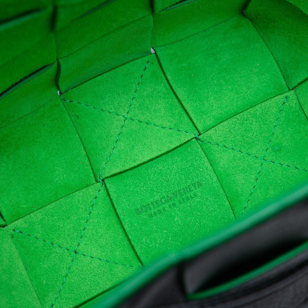 Bottega Veneta Bucket Bag