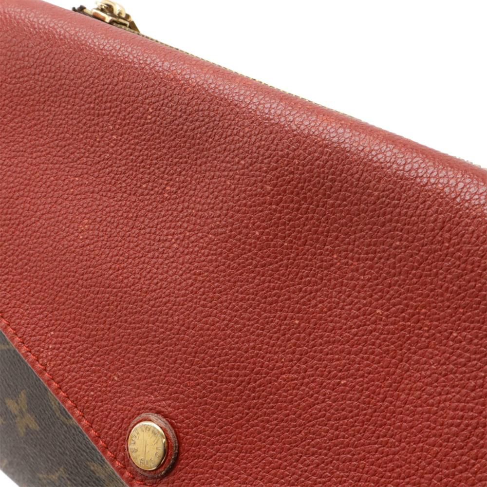 Louis Vuitton Shoulder Bags