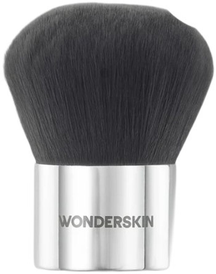 Wonderskin Kabuki Brush