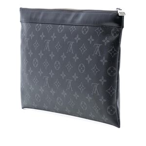 Louis Vuitton Clutch