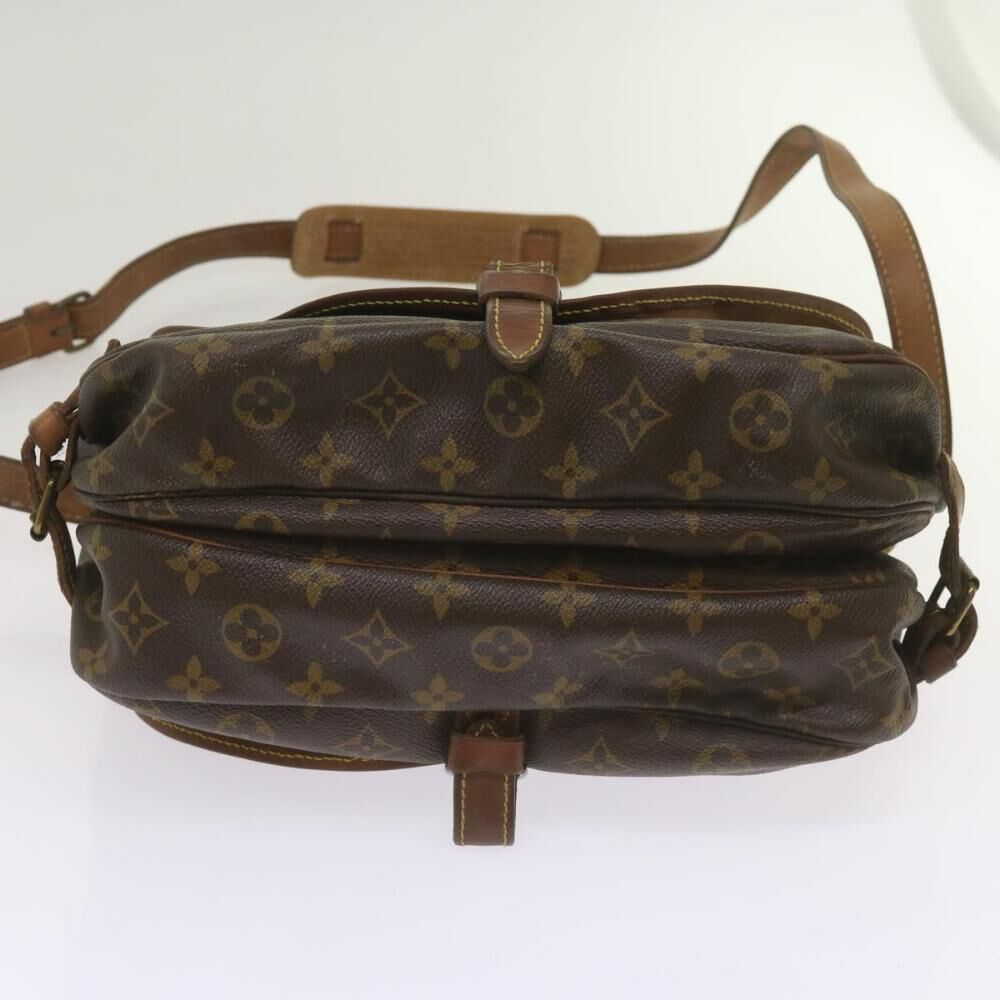 Louis Vuitton Saumur