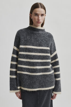Ovalis Mohair Blend Knit T-Neck