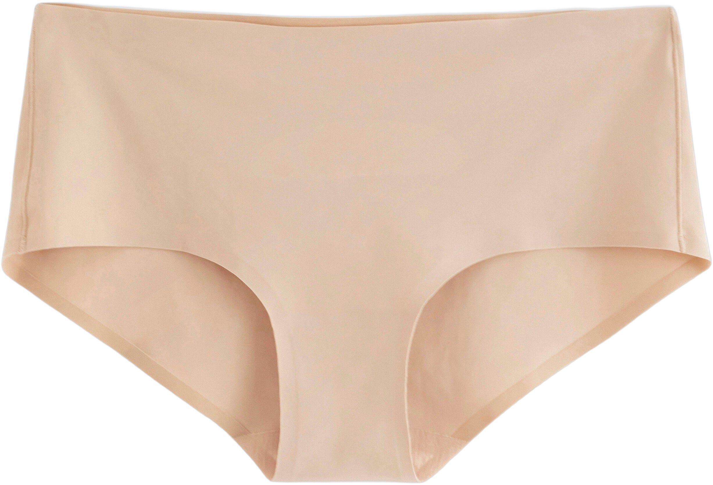 Usynlige trusser med normal talje