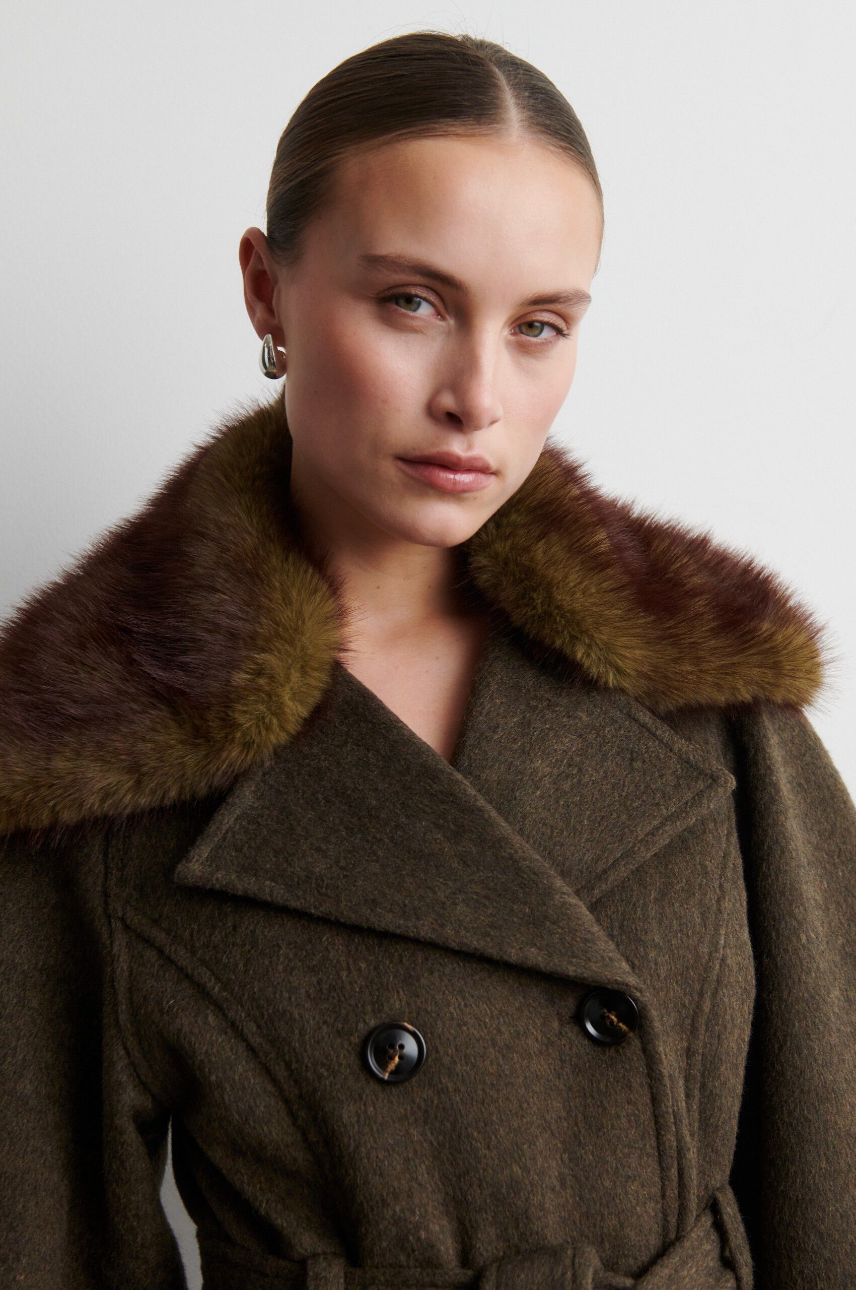 Agola Belt Jacket