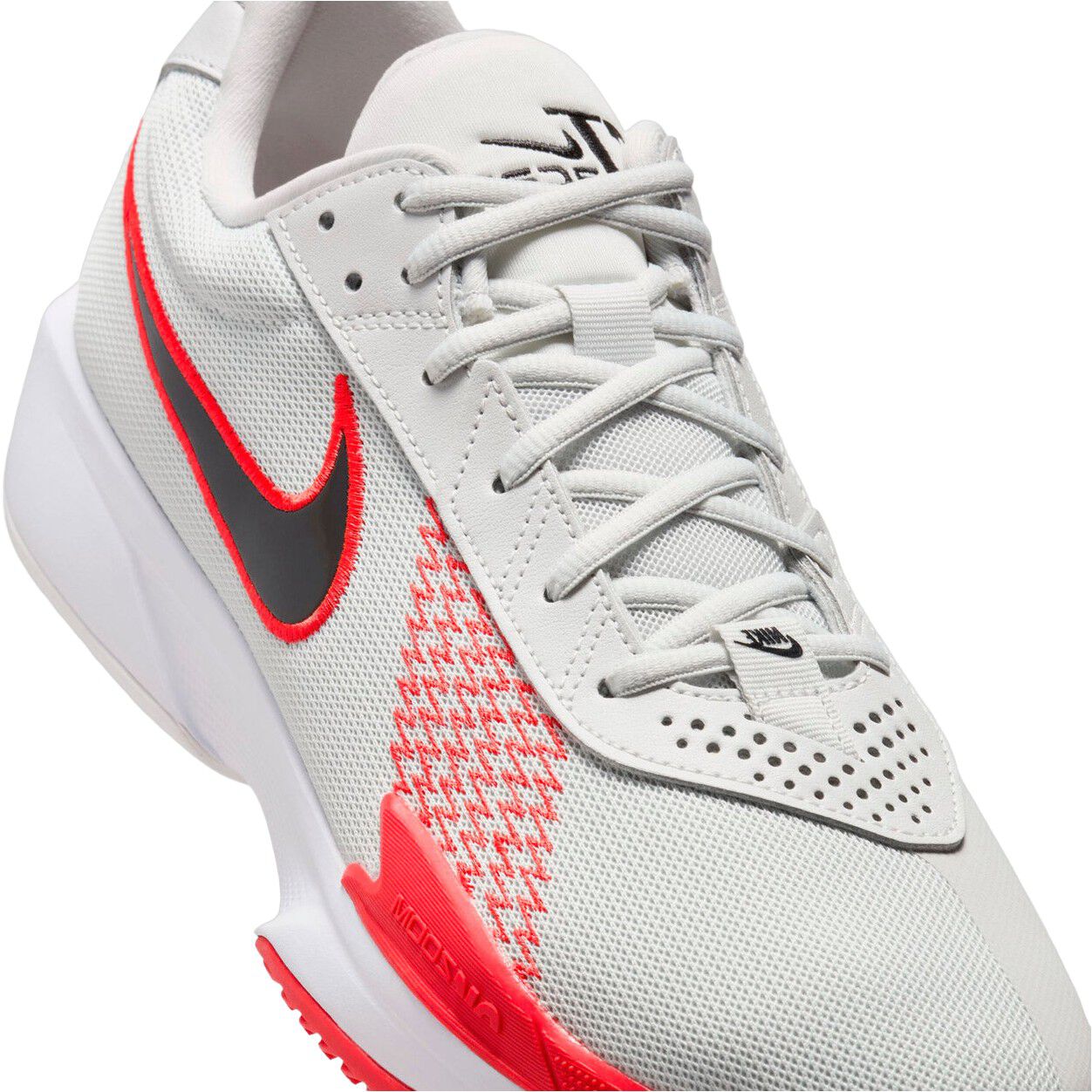 G.T. CUT ACADEMY BASKETBALL SNEAKERS