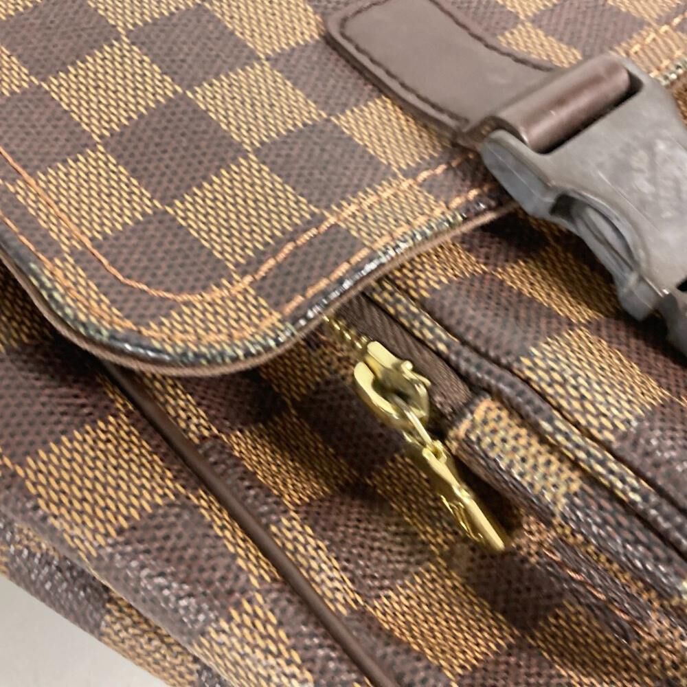 Louis Vuitton Messenger