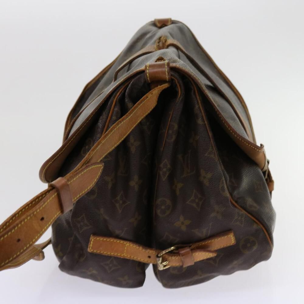 Louis Vuitton Saumur