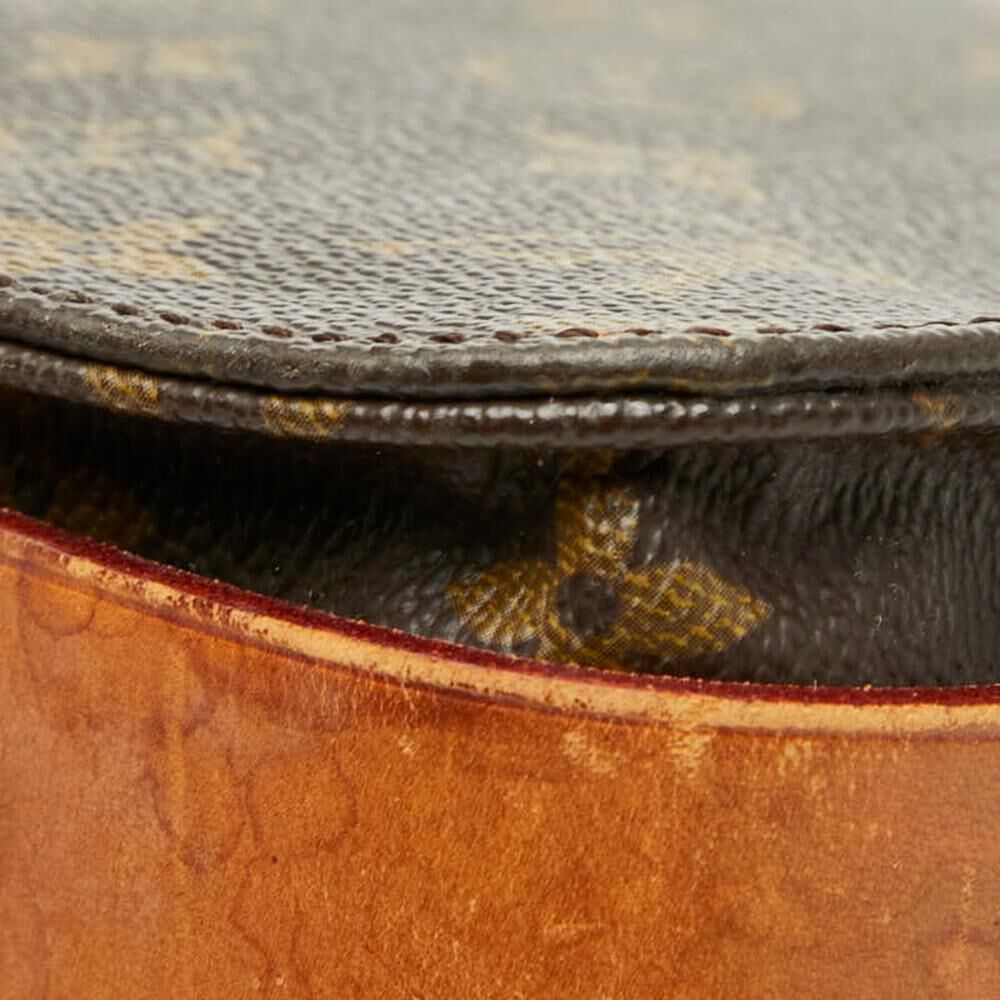 Louis Vuitton Cartouchiere