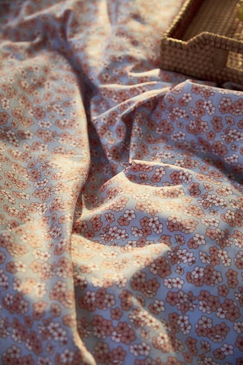 Pleasantly Senget&oslash;j