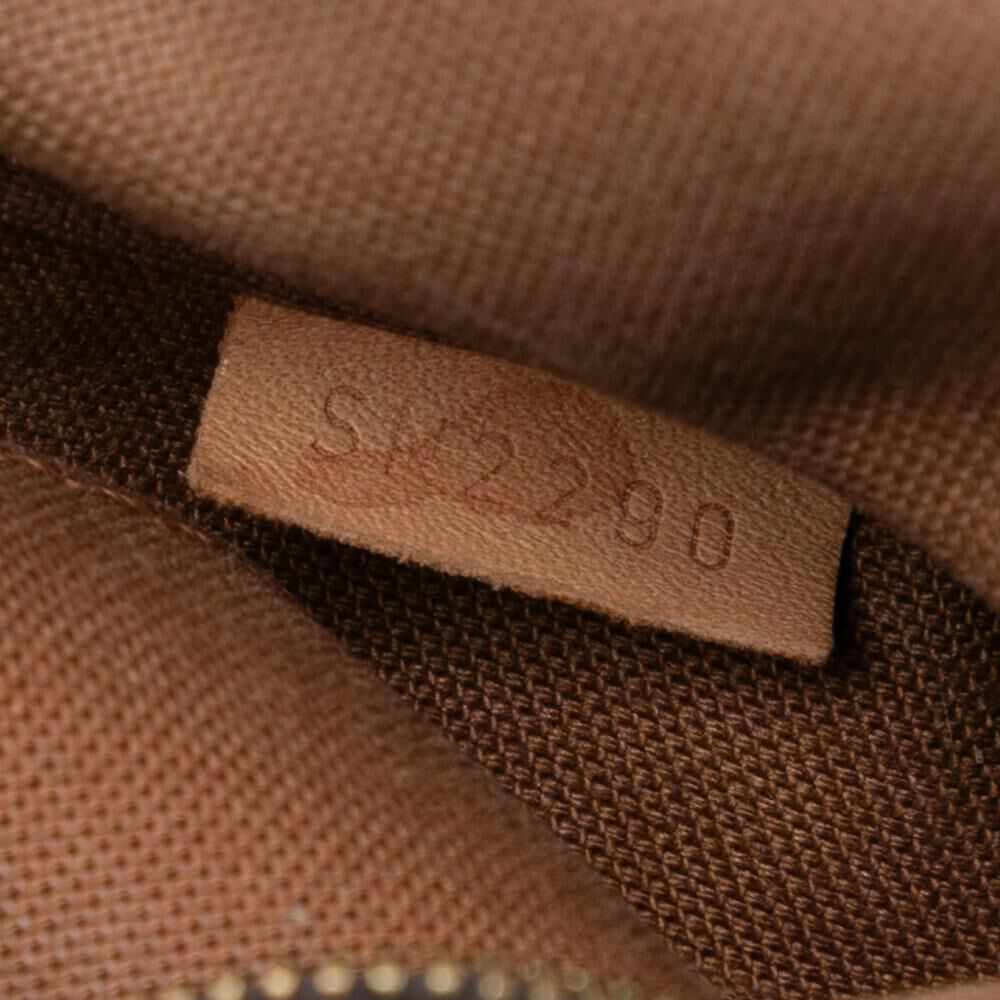 Louis Vuitton Pochette Accessoires