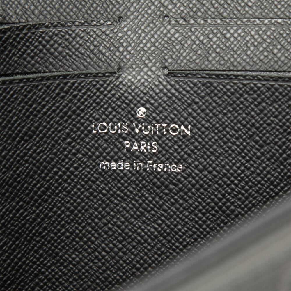 Louis Vuitton Pochette Homme