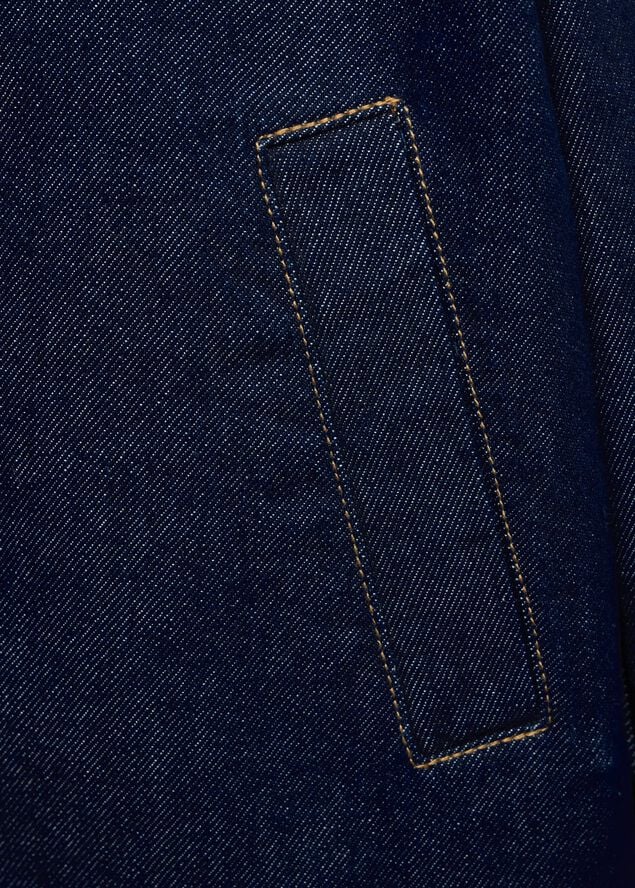 Denim jacket with pockets