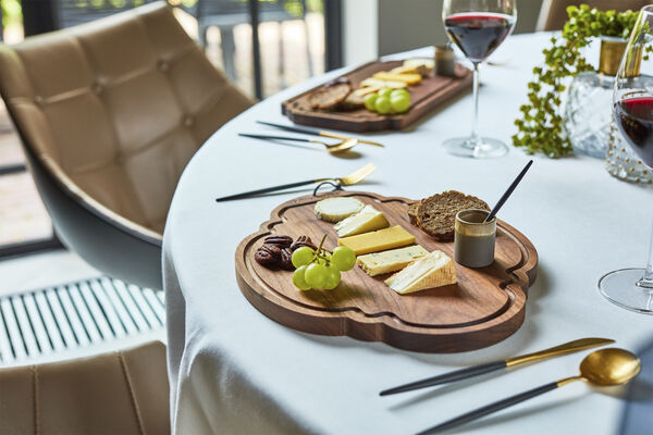 Breakfast Board Oval - Walnut