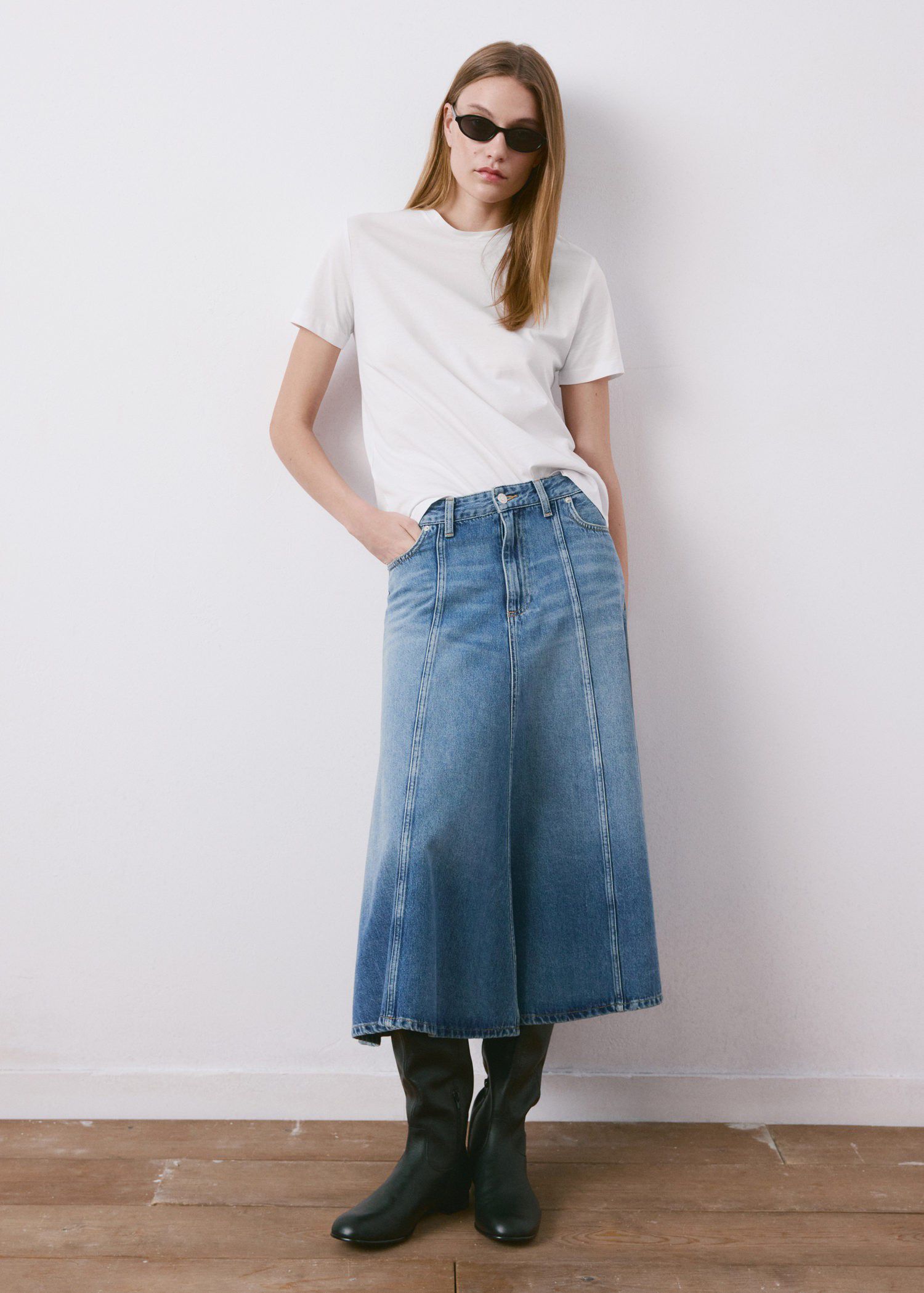 Short-sleeved cotton t-shirt