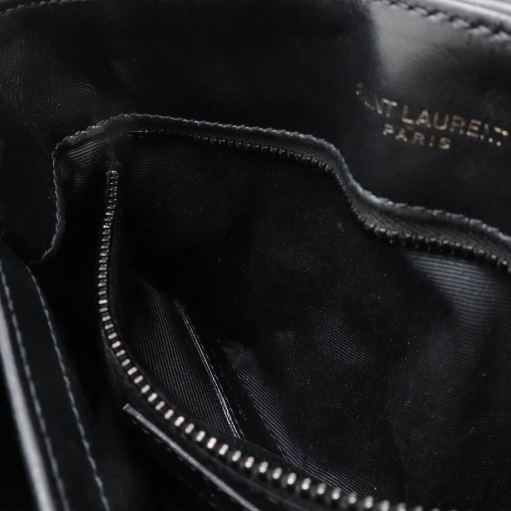 Yves Saint Laurent Shoulder Bag