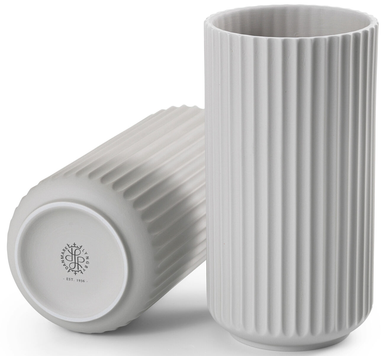 Lyngbyvasen lys gr&aring;