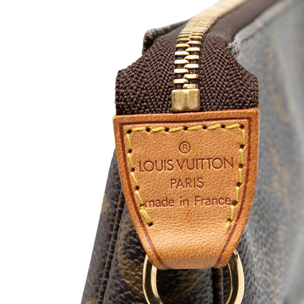 Louis Vuitton Pochette Accessoires