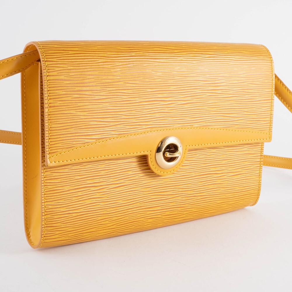 Louis Vuitton Shoulder Bags